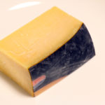 チーズへの情熱から生まれた芳醇なチーズ、オールドアムステルダム。食べ方と基礎知識